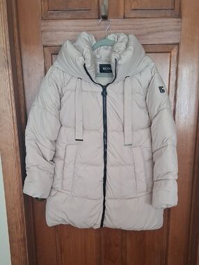 BCBG Cream Quilted Puffer Coat with Hood